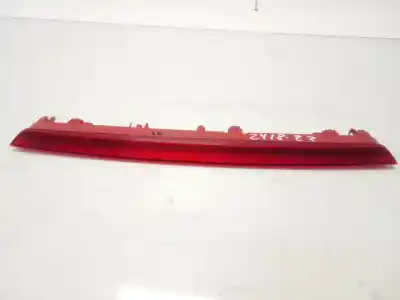 Second-hand car spare part central brake light for renault captur ii experience oem iam references 265906516r