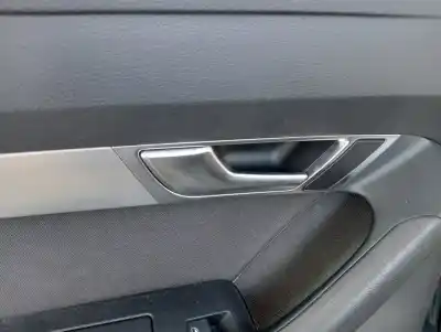 Peça sobressalente para automóvel em segunda mão puxador interior traseiro esquerdo por audi a6 berlina (4f2) 2.0 tdi referências oem iam 4f0839019f