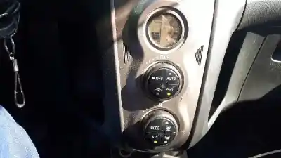 Second-hand car spare part climate control for toyota yaris active oem iam references 559000d220