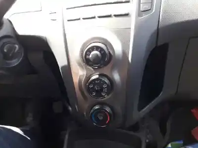 Peça sobressalente para automóvel em segunda mão comando de sofagem (chauffage / ar condicionado)  por toyota yaris active referências oem iam 554060d190