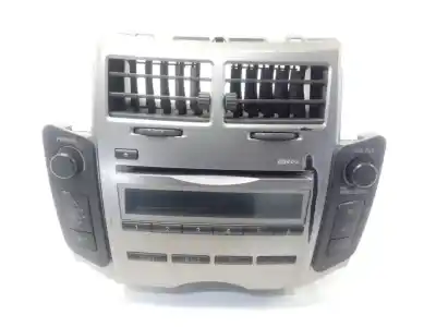 Peça sobressalente para automóvel em segunda mão sistema de áudio / rádio cd por toyota yaris active referências oem iam 861200d510