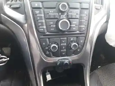 Peça sobressalente para automóvel em segunda mão comando de sofagem (chauffage / ar condicionado) por opel astra j lim. cosmo referências oem iam 13337697