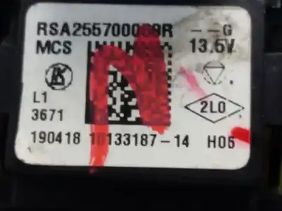 Peça sobressalente para automóvel em segunda mão botão / interruptor elevador vidro dianteiro esquerdo por renault captur dynamique referências oem iam 254118044r  