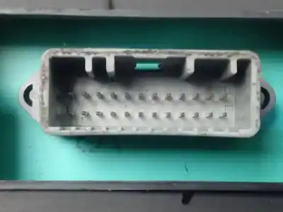 Peça sobressalente para automóvel em segunda mão quadrante por renault clio iii exception referências oem iam 8200628775  