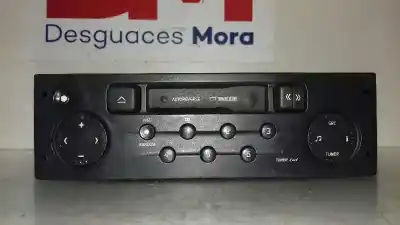 Pezzo di ricambio per auto di seconda mano IMPIANTO AUDIO / RADIO CD per PEUGEOT 206  Riferimenti OEM IAM 8200057673  