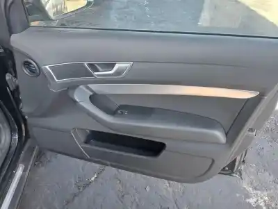 Peça sobressalente para automóvel em segunda mão forra / revestimento da porta dianteira direita por audi a6 berlina (4f2) 2.0 tdi referências oem iam 
