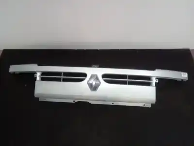 Second-hand car spare part front grille for renault master combi desde ´98 2.5 diesel 114 cv / 84 kw oem iam references 
