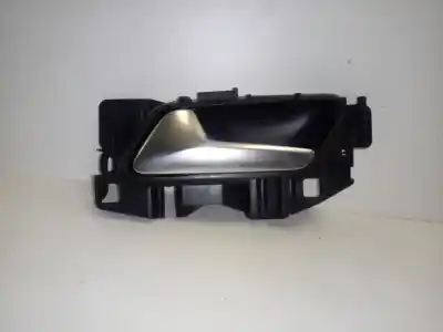 Peça sobressalente para automóvel em segunda mão puxador interior traseiro esquerdo por peugeot 208 (p2) active referências oem iam 