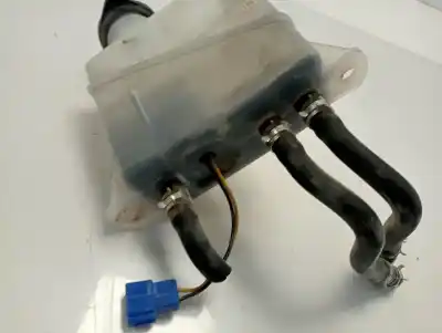 Second-hand car spare part brake fluid reservoir for mitsubishi fuso canter 107 oem iam references   