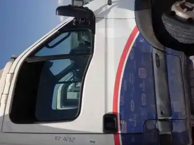 Peça sobressalente para automóvel em segunda mão porta dianteira direita por renault mascot 160.35 referências oem iam 