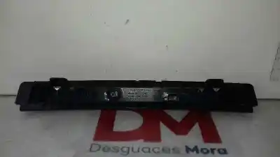 Second-hand car spare part central brake light for renault captur adventure oem iam references   