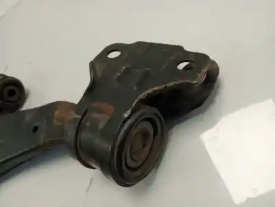 Pezzo di ricambio per auto di seconda mano braccio di sospensione anteriore sinistro inferiore per ford kuga (cbs) titanium riferimenti oem iam   