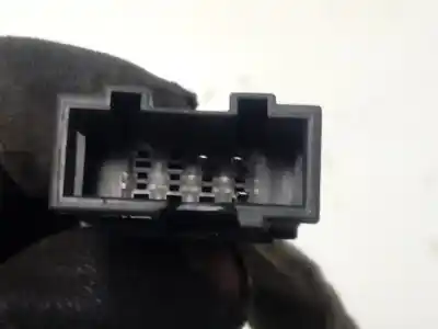 Peça sobressalente para automóvel em segunda mão botão / interruptor elevador vidro traseiro esquerdo por seat leon st (5f8) reference plus referências oem iam   
