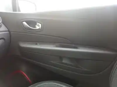 Peça sobressalente para automóvel em segunda mão forra / revestimento da porta dianteira direita por renault captur xmod referências oem iam 