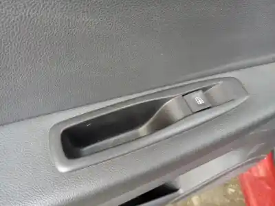 Peça sobressalente para automóvel em segunda mão botão / interruptor elevador vidro traseiro esquerdo por renault captur xmod referências oem iam 829614619r