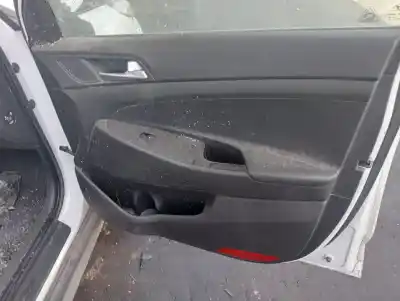 Peça sobressalente para automóvel em segunda mão forra / revestimento da porta dianteira direita por hyundai tucson essence 2wd referências oem iam 