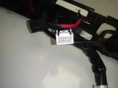 Автозапчастина б/у зовнішня ручка ворот для kia xceed edrive phev посилання на oem iam   