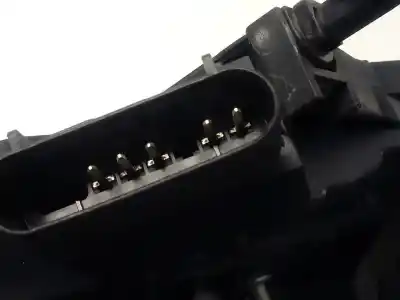 Second-hand car spare part left front door lock for ford focus lim. titanium oem iam references 921755106  