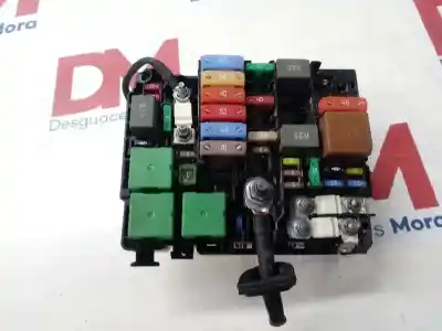 Peça sobressalente para automóvel em segunda mão caixa de fusíveis e relés por opel combo cargo (e) 1.5 cdti dpf 76 cv / 56 kw referências oem iam 9804848580 Peça sobressalente para automóvel em segunda mão caixa de fusíveis e relés por opel combo cargo (e) 1.5 cdti dpf 76 cv / 56 kw referências oem iam 9804848580