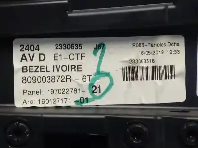 Second-hand car spare part right front door trim for renault captur limited oem iam references   