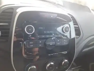 Peça sobressalente para automóvel em segunda mão sistema de áudio / rádio cd por renault captur limited referências oem iam 281154885r
