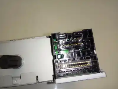 Second-hand car spare part audio system / radio cd for renault scenic iii grand dynamique oem iam references 281153266r  