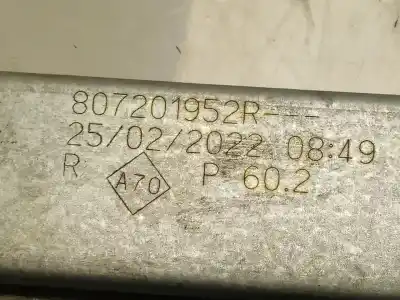 Second-hand car spare part passenger side right window regulator for dacia duster ii motor 1.5 ltr. - 85 kw blue dci diesel fap cat oem iam references 807201952r  