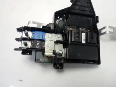 Peça sobressalente para automóvel em segunda mão caixa de fusíveis e relés por dacia duster ii motor 1.5 ltr. - 85 kw blue dci diesel fap cat referências oem iam 241148757r  