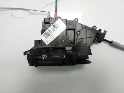 Recambio de automóvil de segunda mano de CERRADURA PUERTA DELANTERA DERECHA para MERCEDES CLASE E (W213)  referencias OEM IAM A2220063999  