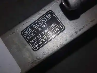 Pièce détachée automobile d'occasion refroidisseur radiateur d'huile du moteur pour voiture pour kia sorento i (jc) 2.5 crdi références oem iam 254603e000