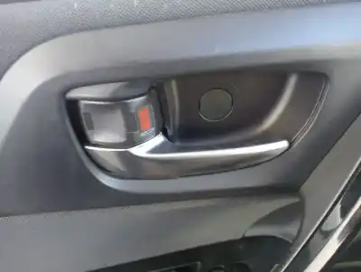 Second-hand car spare part interior left front handle for toyota auris 1.8 16v oem iam references 