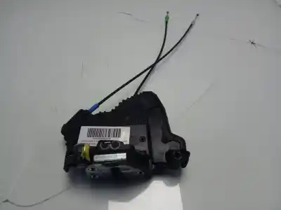 Second-hand car spare part left front door lock for toyota auris 1.8 16v oem iam references 