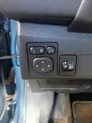 Second-hand car spare part rearview side mirror switch for toyota auris 1.8 16v oem iam references 183779