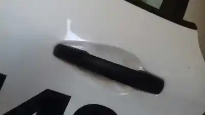 Peça sobressalente para automóvel em segunda mão puxador exterior traseiro esquerdo por peugeot 208 i (ca_, cc_) 1.4 hdi referências oem iam 