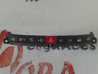 Peça sobressalente para automóvel em segunda mão comutador de luzes por fiat 500 l (330) 1.3 16v jtd cat referências oem iam f330204201