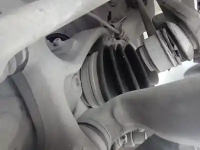 Second-hand car spare part front right transmission for bmw x6 (e71) 3.0 turbodiesel cat oem iam references 61631484