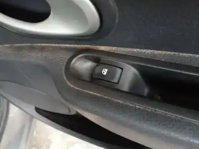 Peça sobressalente para automóvel em segunda mão botão / interruptor elevador vidro traseiro direito por renault grand modus 1.5 dci diesel cat referências oem iam 