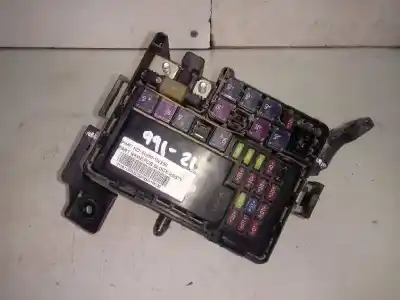 İkinci el araba yedek parçası röle/sigorta kutusu için kia rio (ub) drive 109 cv / 80 kw oem iam referansları 919501w330  