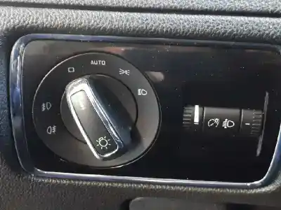 Peça sobressalente para automóvel em segunda mão comutador de luzes por skoda suberb (3t4) 1.9 tdi 105 cv / 77 kw referências oem iam 
