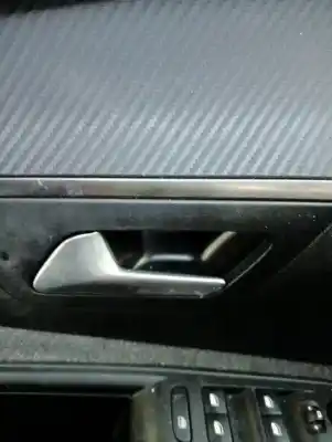 Pezzo di ricambio per auto di seconda mano maniglia interna anteriore sinistra per peugeot 3008 active riferimenti oem iam 98201553w