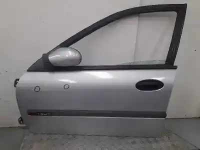 Автозапчастина б/у передні ліві двері для renault laguna (b56) f9q f7 посилання на oem iam 