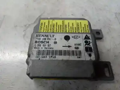 Pièce détachée automobile d'occasion BOITIER DE COMMANDE D'AIRBAG pour RENAULT CLIO II FASE II (B/CB0)  Références OEM IAM 0285001157  