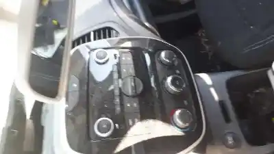 İkinci el araba yedek parçası SES SISTEMI / RADYO CD için RENAULT CAPTUR I  OEM IAM referansları 281159949R  
