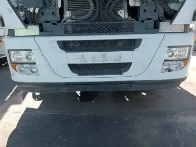 Pezzo di ricambio per auto di seconda mano paraurti anteriore per iveco stralis 500 euro 4 riferimenti oem iam   