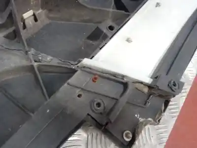 Pezzo di ricambio per auto di seconda mano paraurti anteriore per iveco stralis 500 euro 4 riferimenti oem iam   