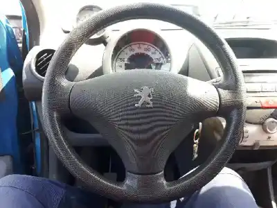 Peça sobressalente para automóvel em segunda mão volante por peugeot 107 urban referências oem iam 