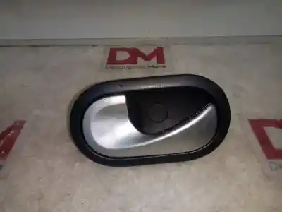 Tweedehands auto-onderdeel binnenhandgreep links achter voor renault modus 1.5 dci diesel oem iam-referenties 