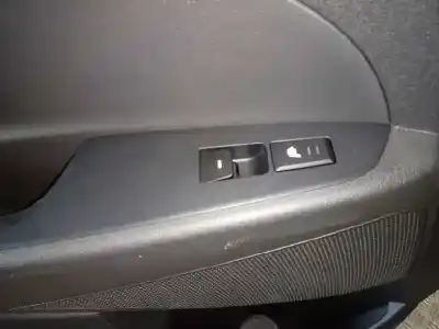 Peça sobressalente para automóvel em segunda mão botão / interruptor elevador vidro traseiro esquerdo por hyundai tucson 1.6 crdi referências oem iam 93580d3021