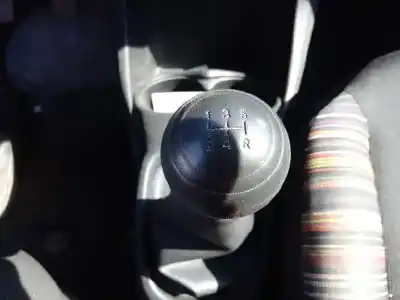 Pezzo di ricambio per auto di seconda mano pomello della leva del cambio per citroen c1 city edition riferimenti oem iam 