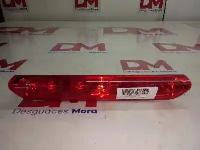 Peça sobressalente para automóvel em segunda mão farolim de travão central por peugeot 308 confort referências oem iam 